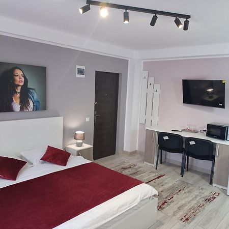 Aparthotel Oltului Galati  Exterior photo